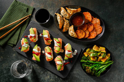 Smoked Salmon, Avocado & Sriracha-Mayo Nigiri Sushi