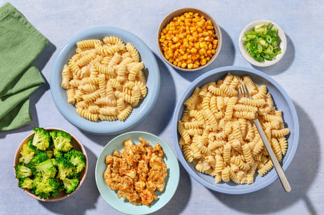 Say cheese! Fusillinudel-Bar mit Hähnchen & Käsesoße