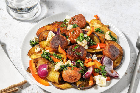 Boulettes de viande végé avec légumes rôtis et grenailles