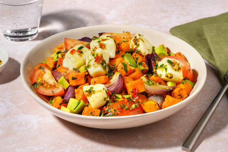 Buntes Ofengemüse mit Grillkäse & Avocado