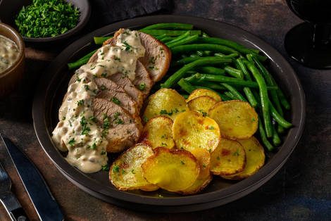 Filet mignon de porc en sauce crémeuse à la moutarde
