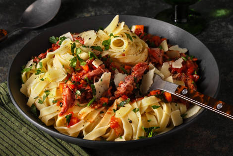 Ragù de canard au vin rouge et tagliatelle fraîches