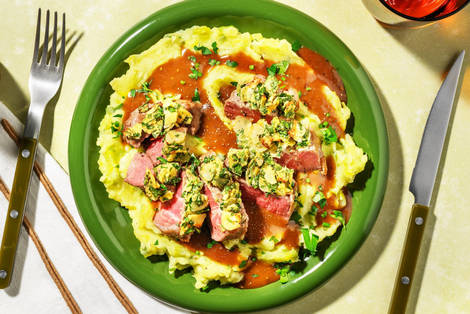 Bio-Rindersteak mit Kräuter-Mandel-Kruste