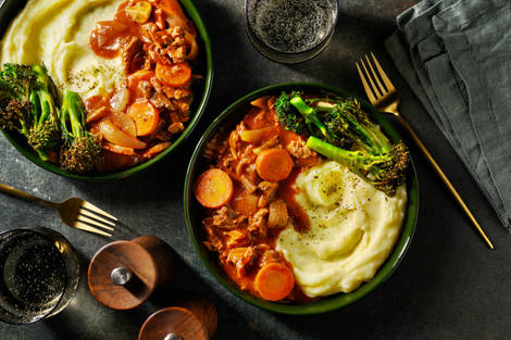 Slow Cooked Beef Bourguignon 