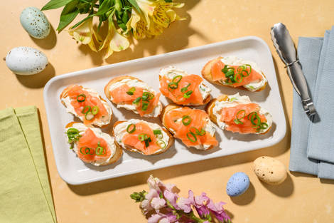 Easter Smoked Salmon Crostini