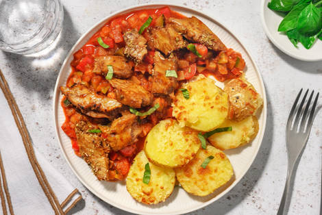 Vegetarische runderstukjes met cheesy aardappelen en basilicum