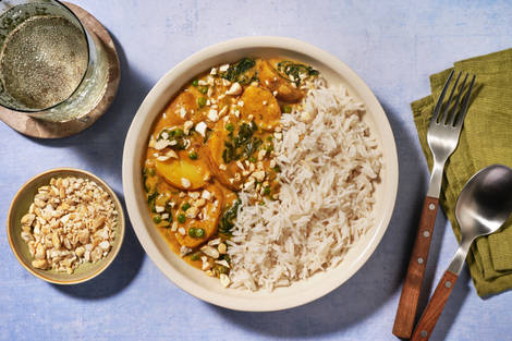 Mild Potato, Coconut and Cashew Curry