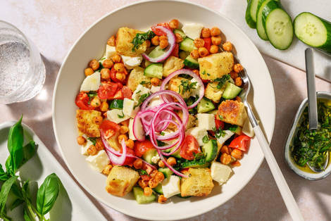 Panzanella di ceci e mozzarella senza lattosio