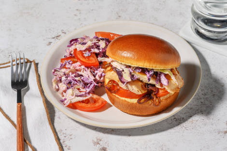 Burger di bistecca di pollo e verdure cremose