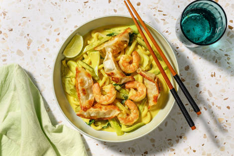 Thai Style Prawn & Veggie Gyoza Udon Noodle Soup