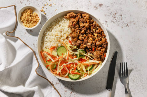 Bowl alla vietnamita di carne in salsa hoisin