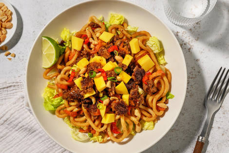 Thailändischer Udon-Nudel-Salat mit Bio-Rinderhack