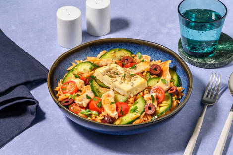 Griechischer Orzo-Salat mit extra Bio-Hähnchenstreifen