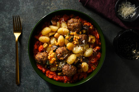 Gnocchi, boulettes de cerf & beurre sauge-harissa