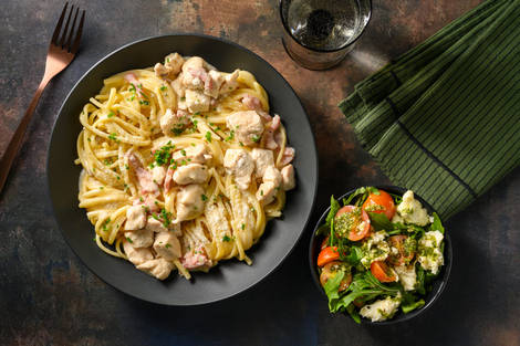 Ultimate Chicken and Bacon Linguine Alfredo