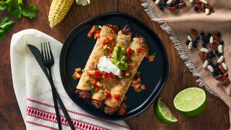 Taquitos aux haricots noirs et chipotle d’inspiration mexicaine