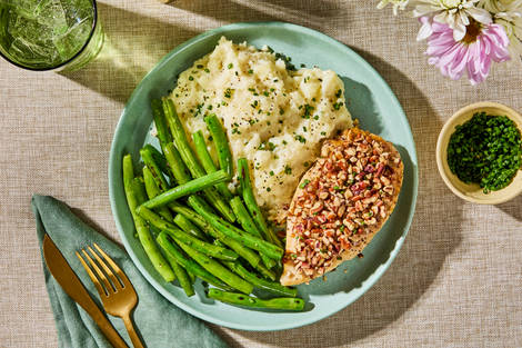Poulet bio miel-Dijon en croûte de pacanes