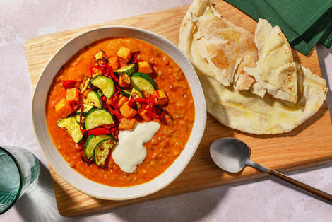 Indische Dalsuppe mit Ofengemüse