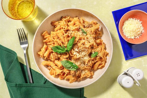 Tomatige Gigli-Pasta mit Rindshackfleisch