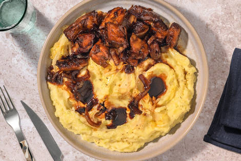 Glasierte vegane Filetstücke auf Umami-Kartoffelstampf 