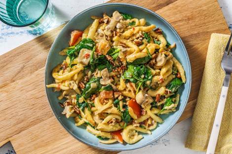 Babyspinat-Spätzle-Pfanne mit Champignons