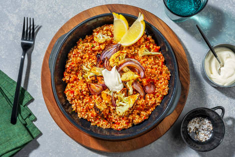 Blumenkohl-Tabbouleh mit Pfirsich-Ajvar-Dressing