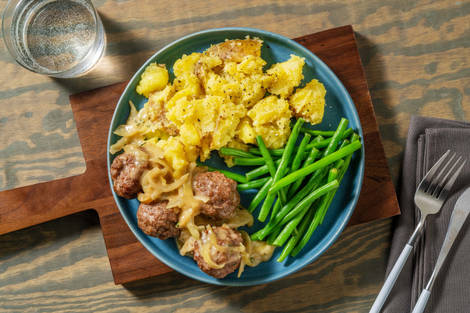Boulettes de bœuf au thym et sauce aux oignons