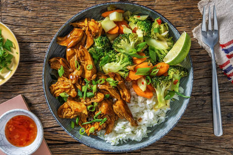 Bowl mit Pulled Chicken Hoisin-Style