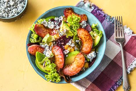 Avocadosalat mit Mohn-Hirtenkäse,