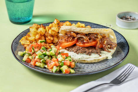 Burger sur pain naan au chutney d'oignon