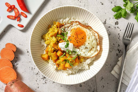 Curry met spinazie en zoete aardappel