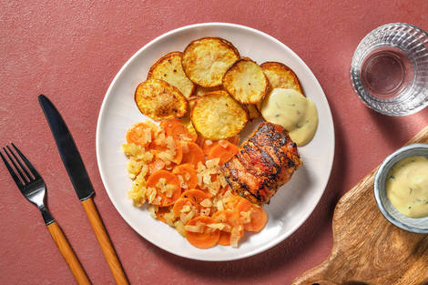 Églefin au lard et carottes poêlées