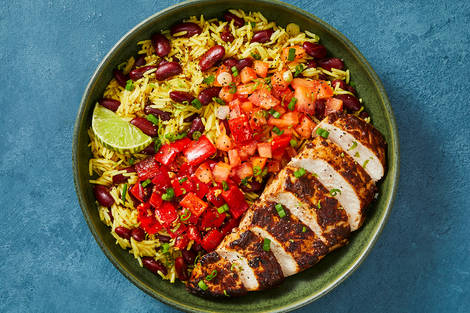 Bols de poulet bio épicé au miel et à la sauce jerk