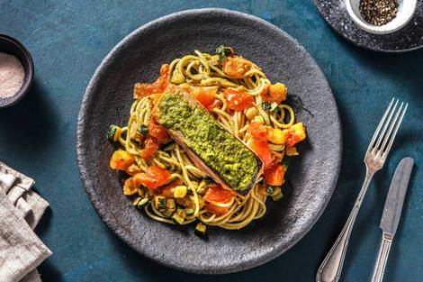 Pasta pesto met zalmfilet