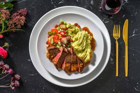 Filet mignon deluxe, purée de pommes de terre et jus à l’ail