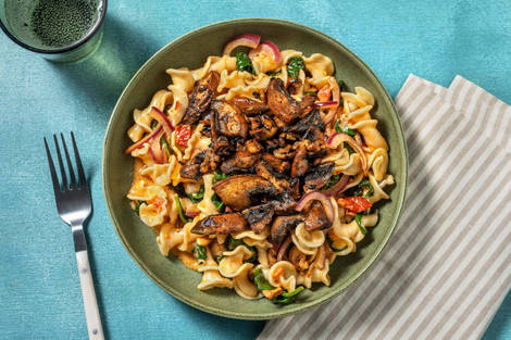 Romige gigli met kruidige portobello