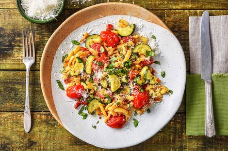 Goldbraun gebratene Spätzle