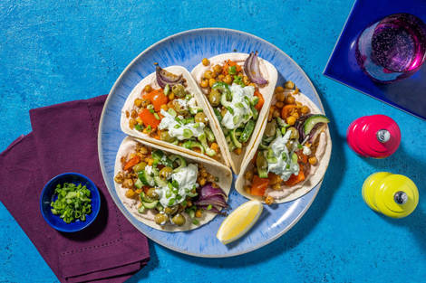 Griechische Tacos mit Kichererbsen und Zaziki