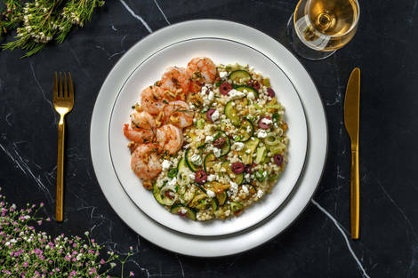 Grosses crevettes marinées au citron et à l'ail