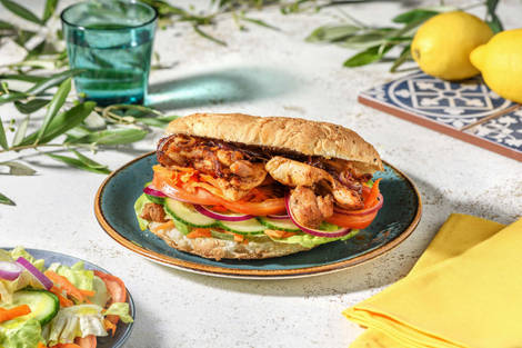 Broodje kipgyros met aioli 