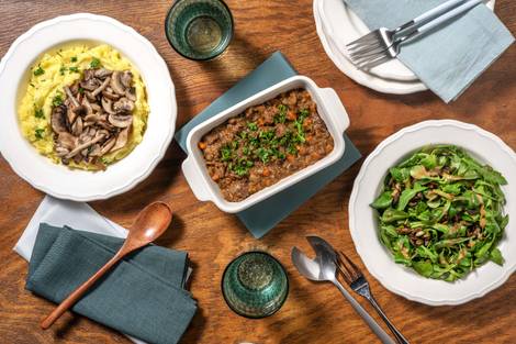 Ragoût de cerf, purée de pommes de terre et champignons