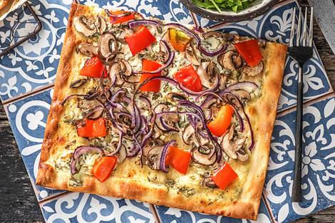 Herzhafter Gemüse-Flammkuchen