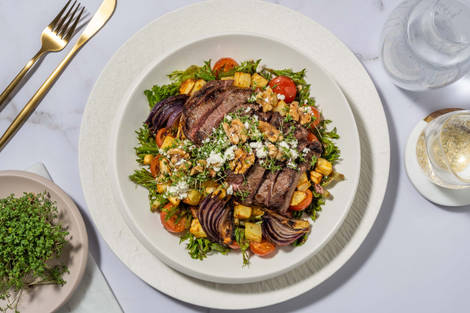 Hirschsteak-Salat mit Pflaumen-Vinaigrette