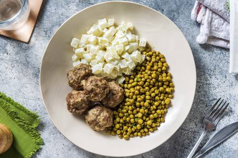Käsige Hackbällchen mit Rahmkohlrabi