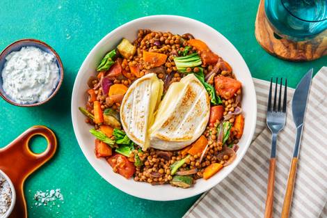 Kräuter-Grillkäse mit Linsengemüse