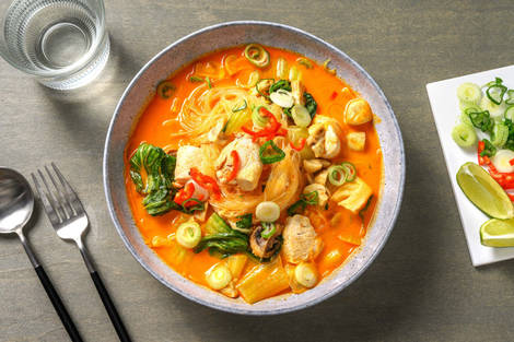 Laksa! Scharfe Poulet-Glasnudel-Suppe