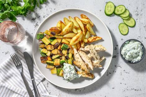 Mediterrane kipfilethaasjes uit de oven met zelfgemaakte tzatziki