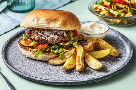 Mediterraner Rindfleischburger