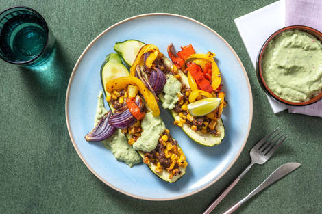 Hackfleischschiffchen mit Avocadocrème