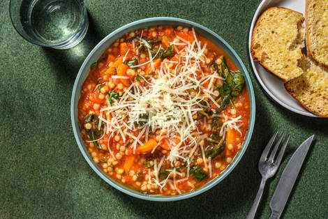 Italiaans gekruide groentestoof met parelcouscous